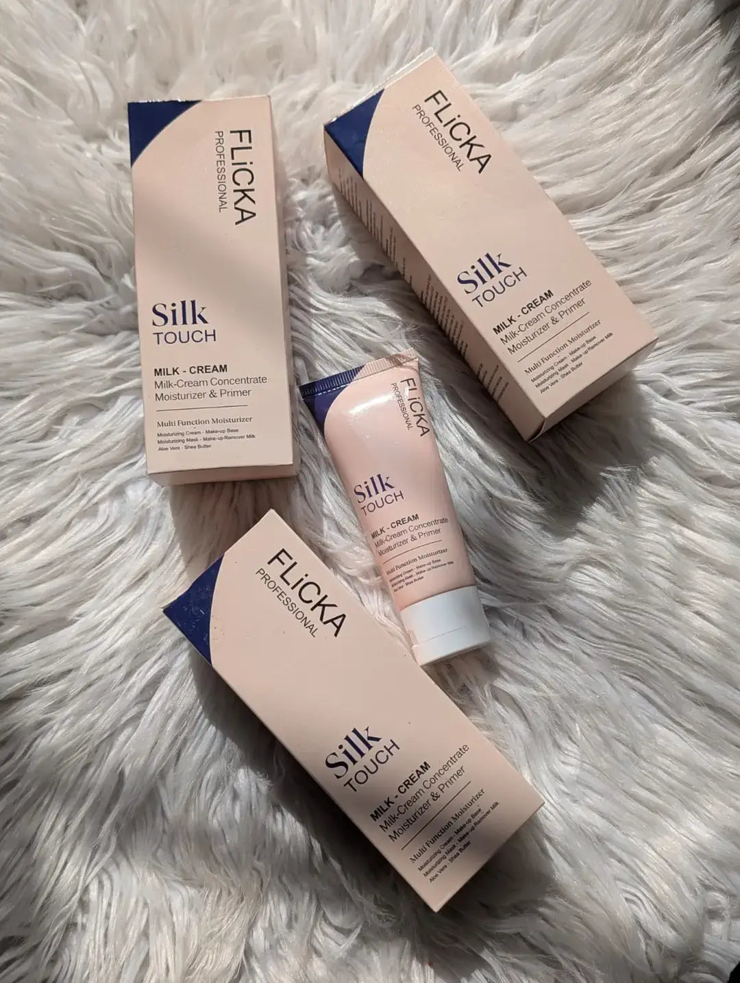 Flicka Glowy Moisturizing Primer, 60g, 1 Pc