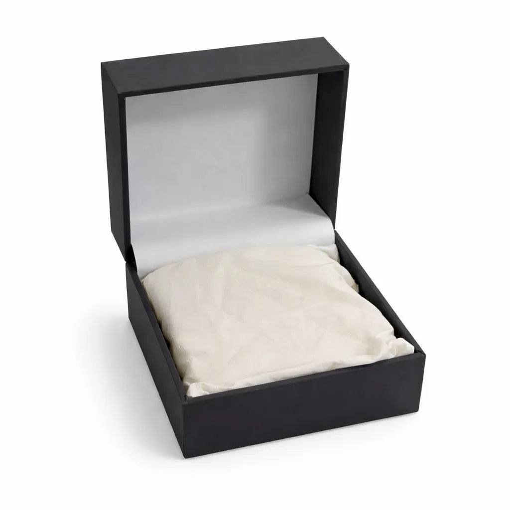 Black Minimalist Gift Box for Elegant Presentation