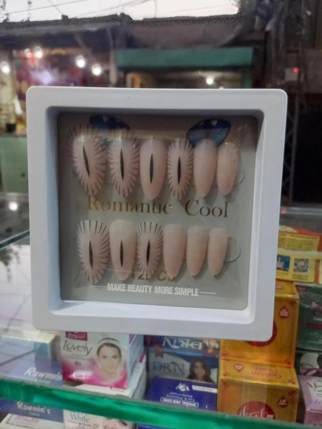 Cat Eye Fake Nails 12Pcs Premium Collection ABS
