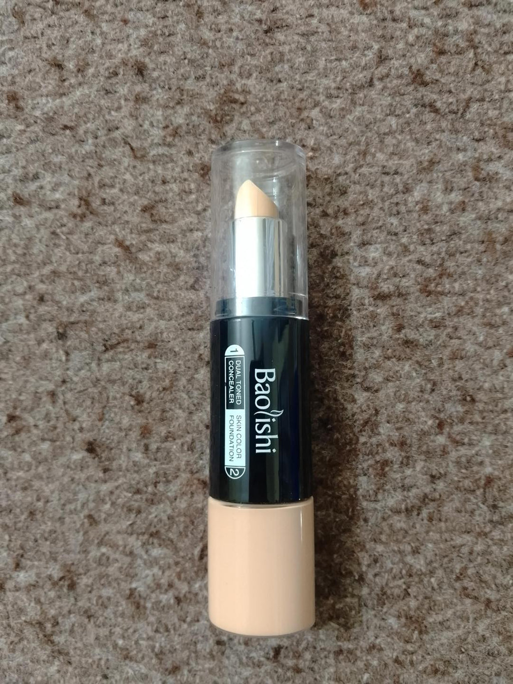 Dual Toned Concealer Foundation Fair to Natural Skin Tone